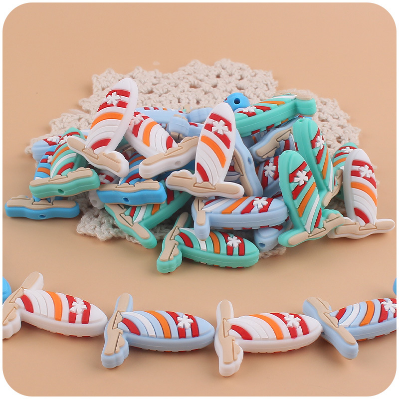 Bebé suministros de dibujos animados de silicona cohete pequeño mordedor creativo DIY bebé mordida pegamento molar anti-gota cadena Accesorios