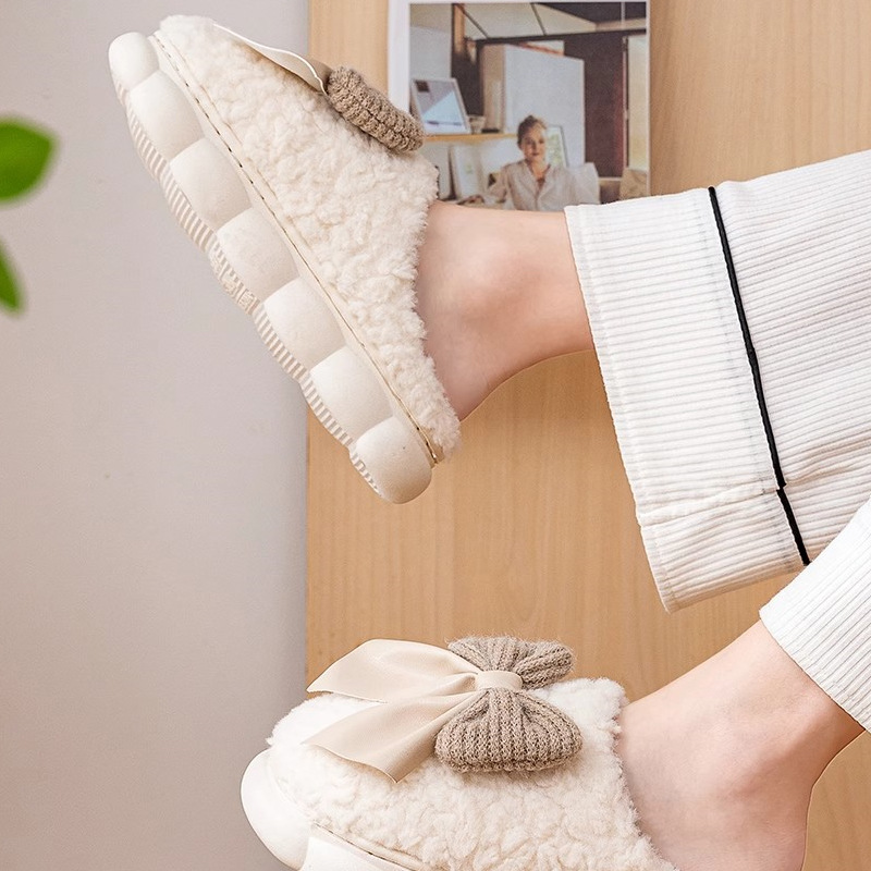 Pantuflas de algodón con sensación de pisar excremento, estilo ins, para chicas energéticas, novedad de otoño e invierno 2025, pantuflas cálidas de felpa para interiores del hogar
