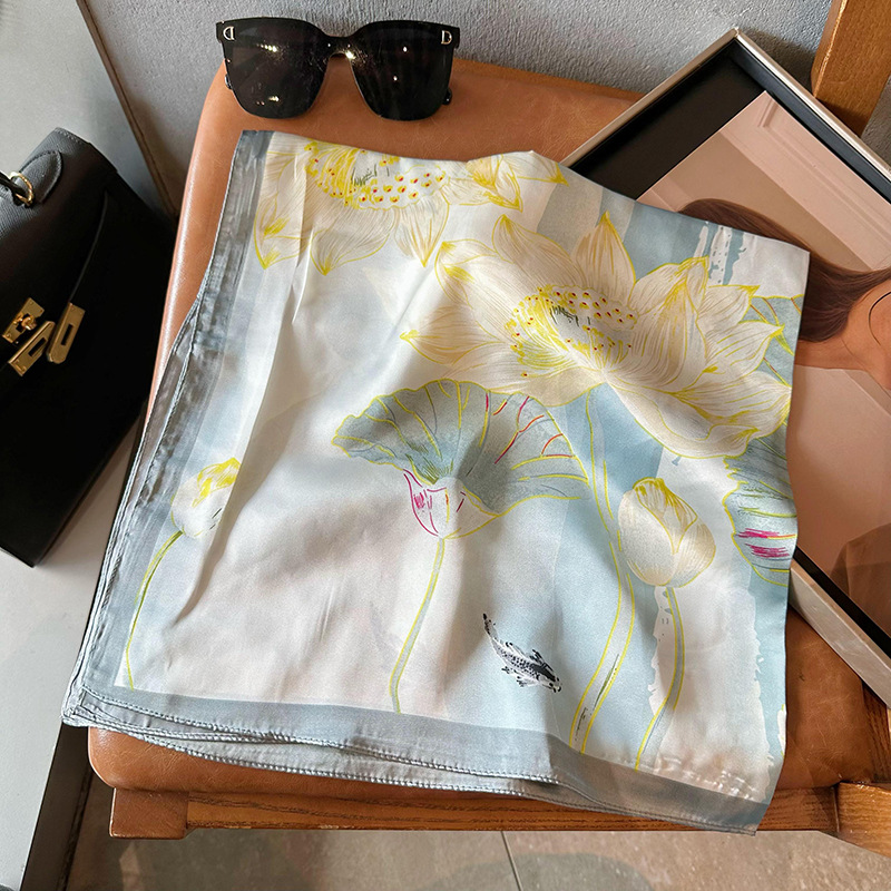 Bufandas de seda para mujeres 2025 primavera y otoño moda versátil temperamento minimalista 65cm bufandas de seda simuladas bufandas delgadas bufandas