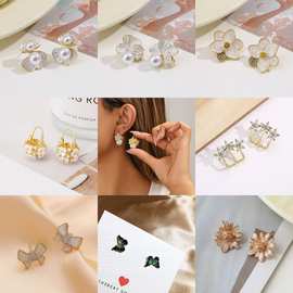 新款优雅耳钉轻奢高级感白花朵珍珠耳环热销小众设计简约精致耳饰