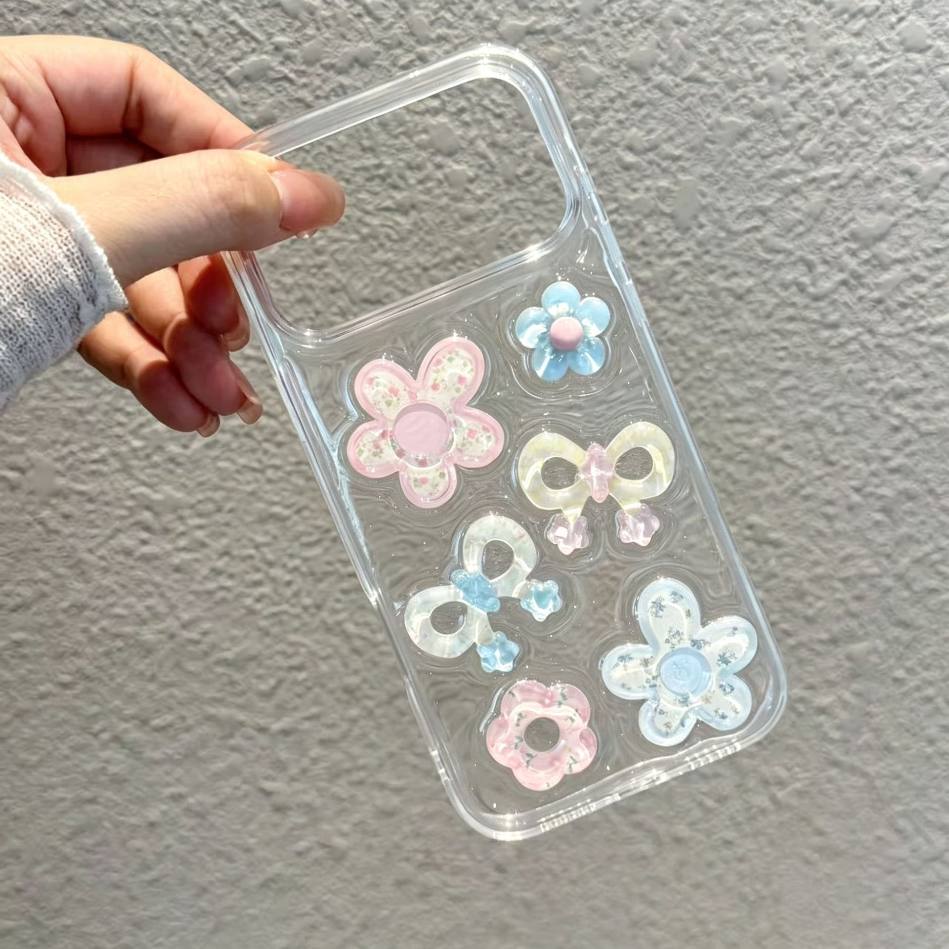 适用苹果18promax手机壳iphone17pro滴胶花朵蝴蝶结16新款15全包X
