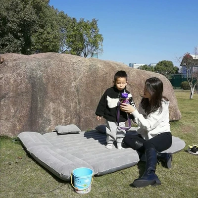 Bed, Vehicle-mounted inflatable bed