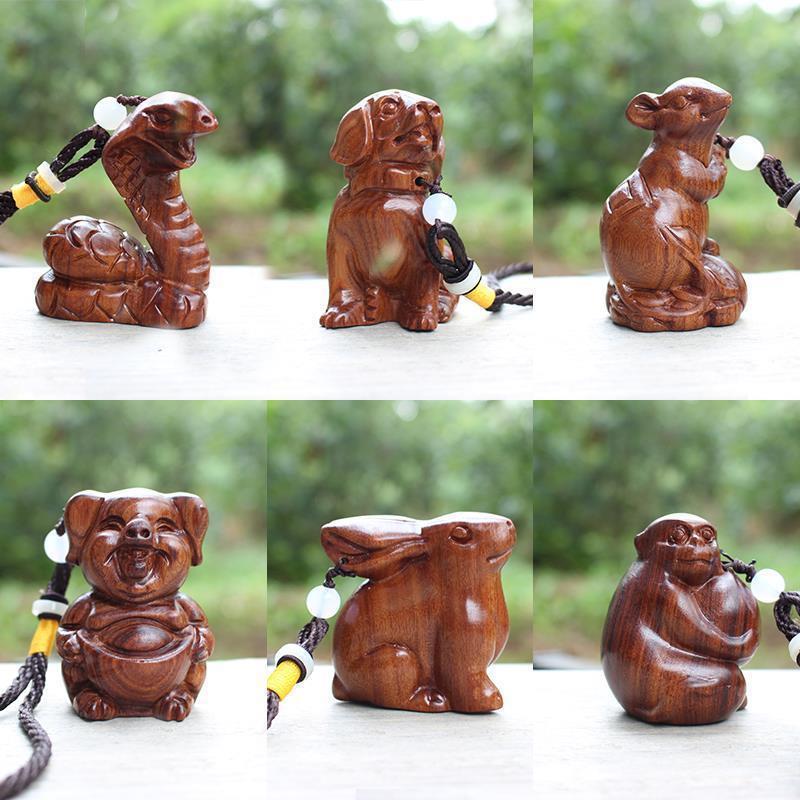 老挝木雕手把件十二生肖鼠牛虎蛇马羊猴鸡狗猪工艺品送黑绳