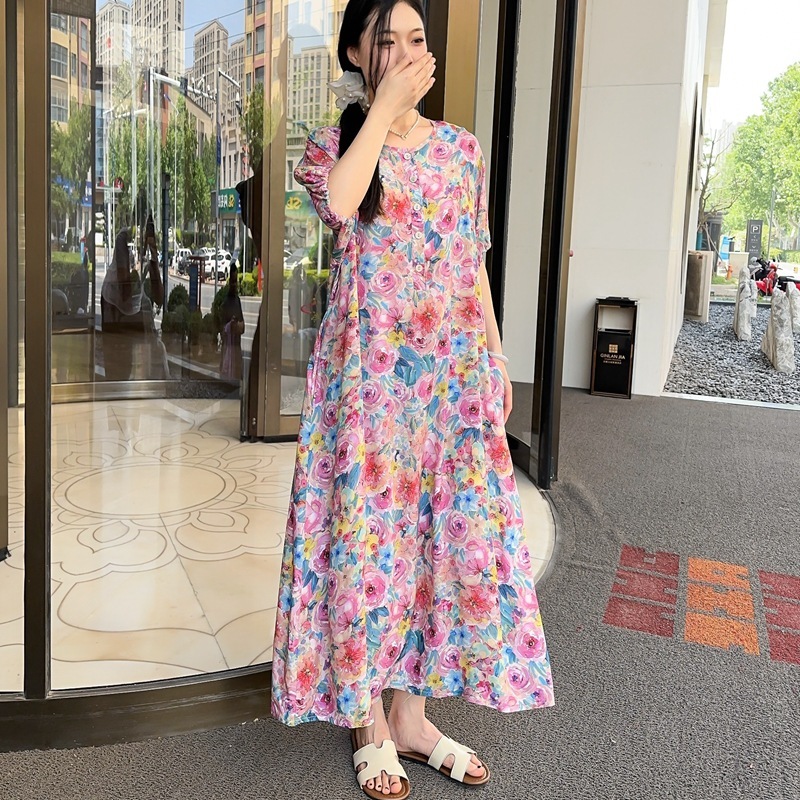 新しい綿シルクドレス半袖花柄レディースロングルーズスタイル春、秋、夏は大きいサイズのドレスの外で着用できます|undefined