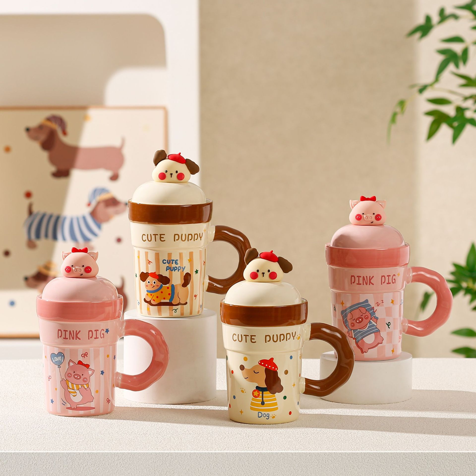 Taza de dibujos animados creativos Taza de cerámica con tapa Taza de agua de pareja para niñas Regalos de mano Taza de marca de alto valor Juego para el hogar