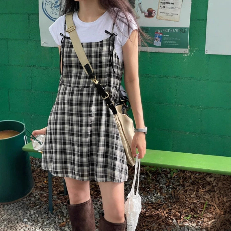 Новое весенне-летнее платье 2025 года в стиле колледжа, милое, уменьшающее возраст, в клетку, на бретелях, для девочек, короткая юбка.