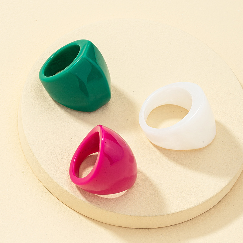 fashion multicolor acrylic ring set