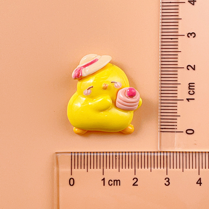 De dibujos animados brillante profesional amarillo pollo serie resina accesorios DIY crema pegamento hecho a mano zapato hebilla sombrero parche transfronterizo