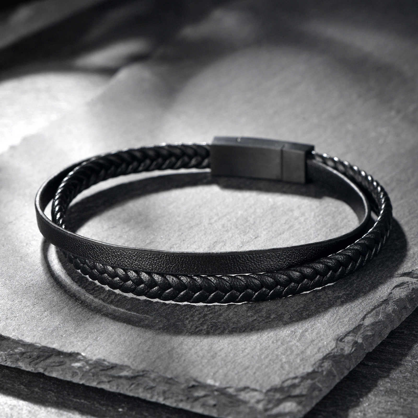 Casual Simple Style Geometric 304 Stainless Steel 316 Stainless Steel  Leather Rope Braid Men's Wristband Men Cord & Leather Bracelets display picture 2