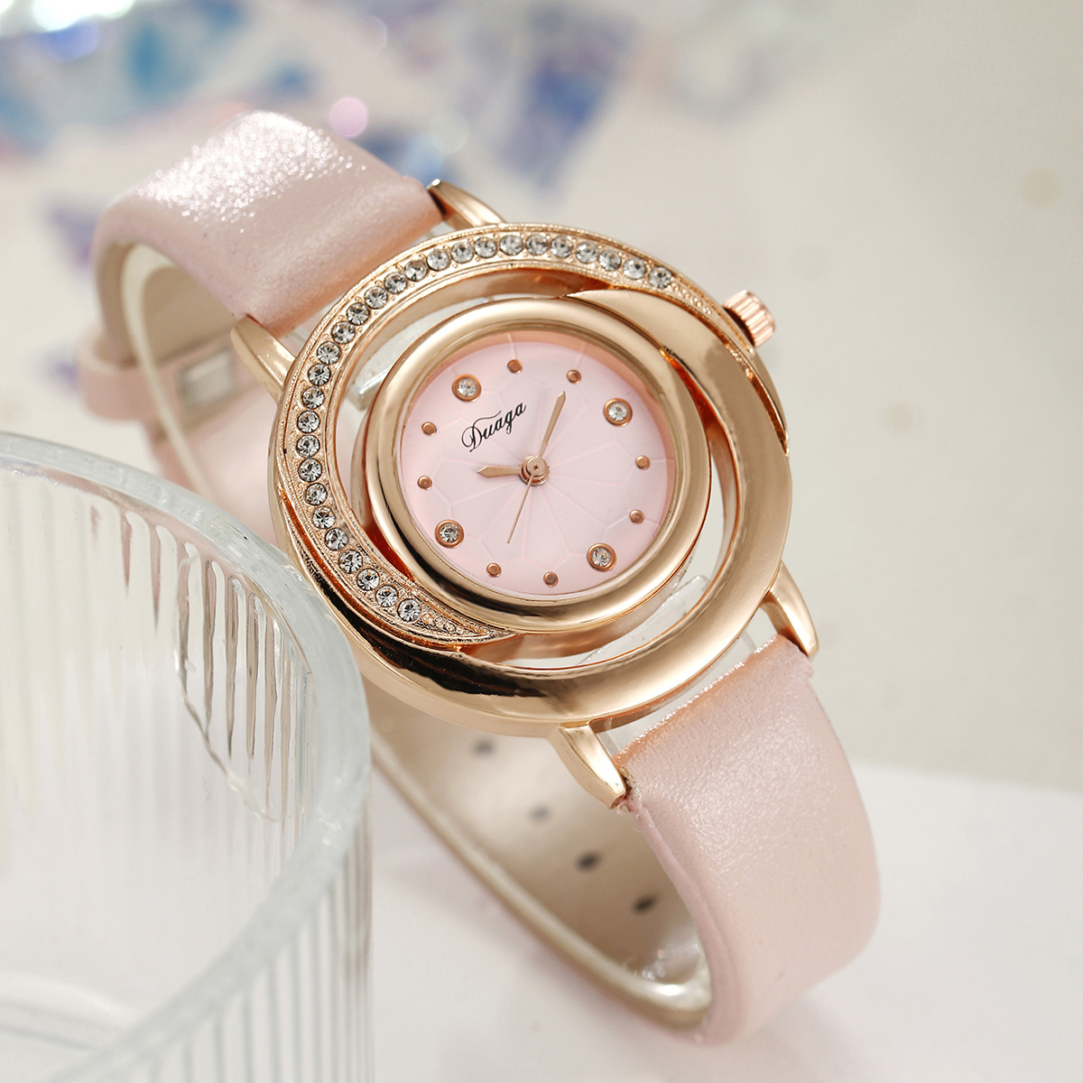 Simple Style Classic Style Solid Color Buckle Quartz Women's Watches display picture 4