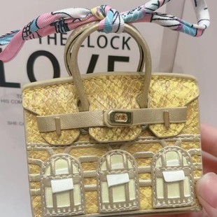 New Fashionable Leopard Print Leather Platinum Mini House Bag Pendant Jewelry Cute Headphone Storage Bag Blind Box