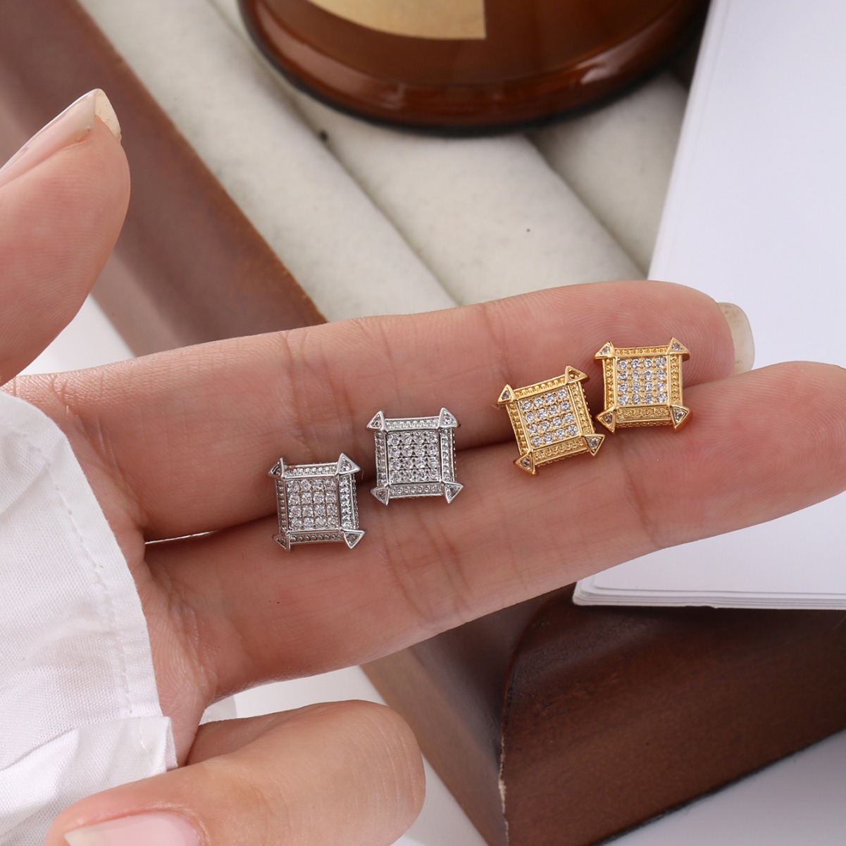 Cross-Border New Copper Inlaid Zircon Square Earrings for Men Hip-Hop Personality Niche Minimalist Style Earrings Jewelry