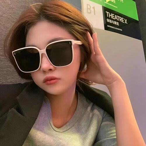 Sunglasses for Women - High-end Ins Style, Men's Driving Outdoor Sunglasses, GM Style, Trendy UV Protection, Wholesale