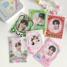 原创L型鱼板草莓小卡卡夹熊猫四叶草明星小卡保护卡膜