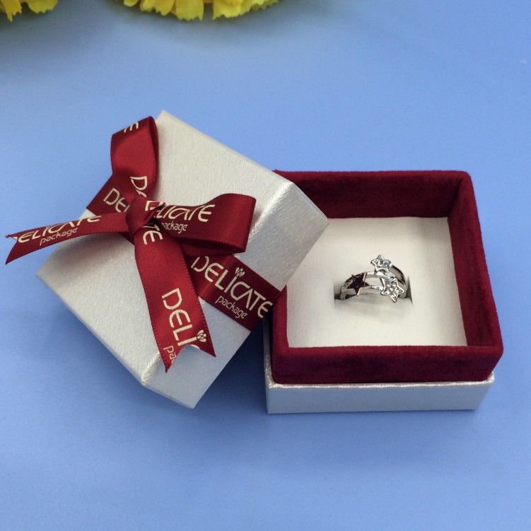 深圳厂家供应珠宝首饰包装盒纸质蝴蝶结情侣戒指收纳盒礼盒装烫金