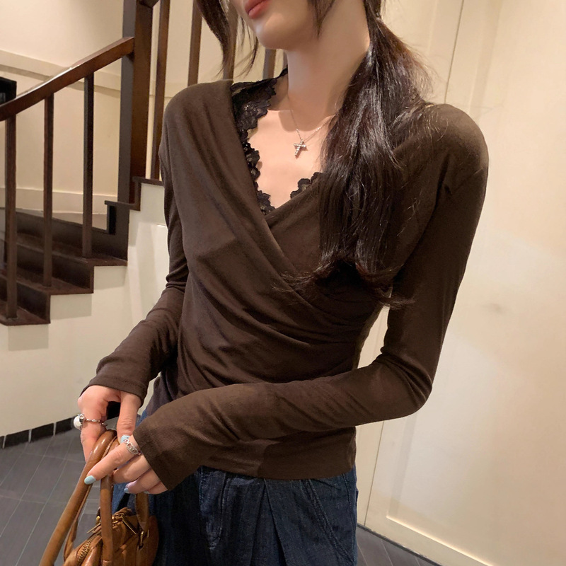 设计感低v领白色长袖T恤女韩系辣妹微透感小心机修身显瘦打底上衣|undefined