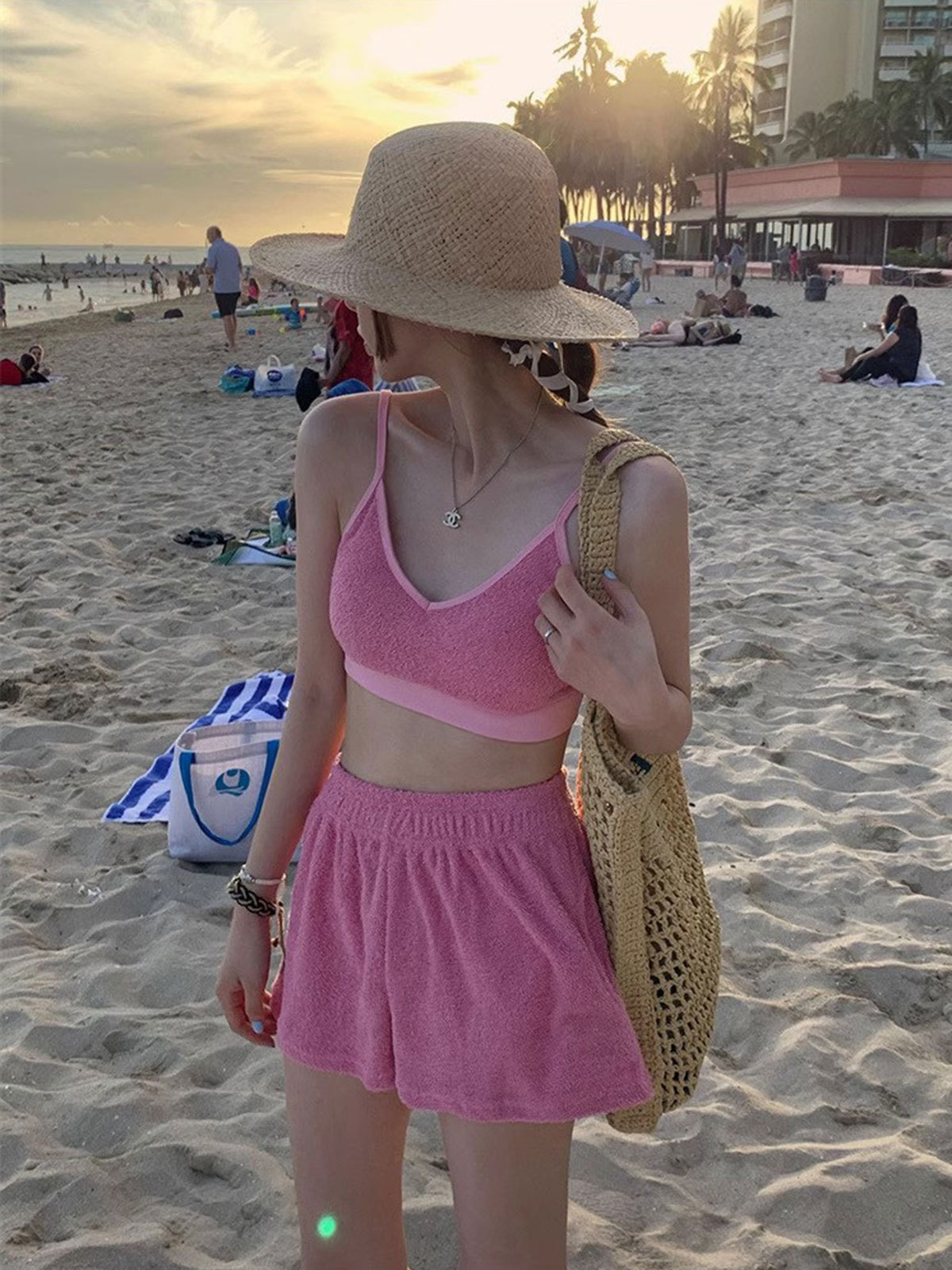 Nuevo bikini multicolor toalla tela split traje de baño tirantes top de tubo falda de tres piezas vacaciones en la playa de aguas termales