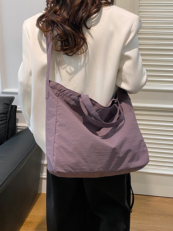 女の子用ショルダーバッグ、大容量、シンプルな通勤クロスボディバッグ、学生向けの多用途ニッチポータブルトートバッグ、新しいレディースバッグ|undefined