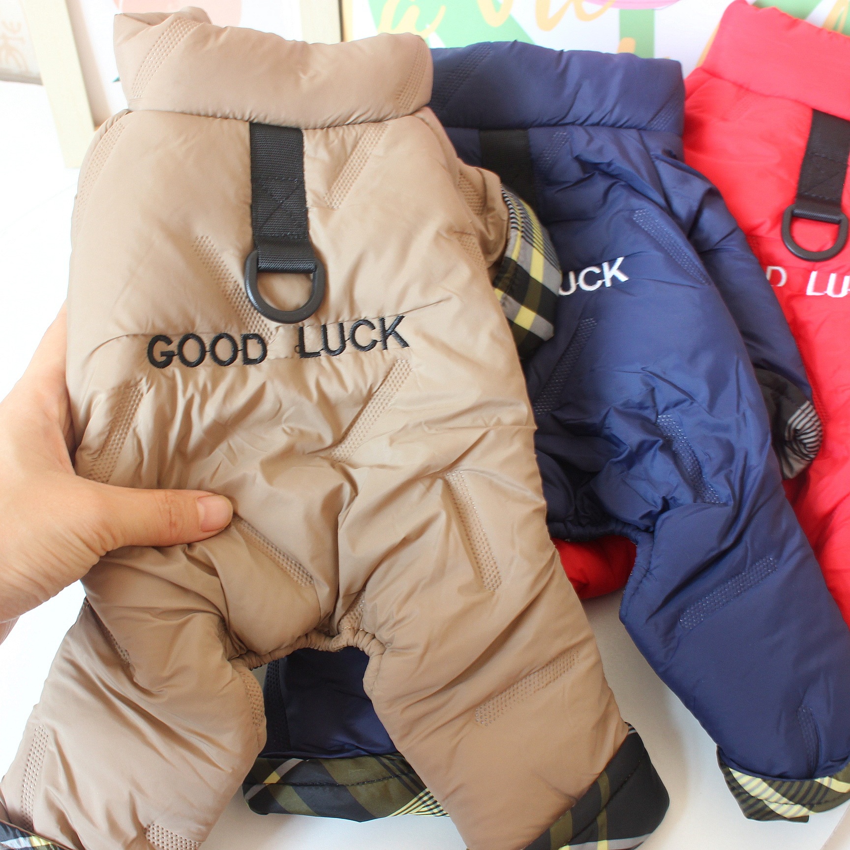 狗狗衣服秋冬新款服装泰迪比熊宠物冬季加厚四腿扎花绣字牵引棉衣