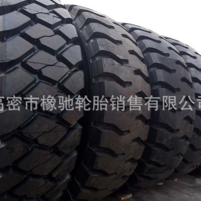 自卸车宽体车轮胎27.00R49 2700R49 矿用全钢工程机械轮胎