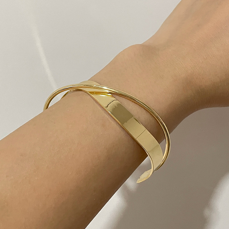Personalised Open Geometric Cross Bracelet For Women Elegant_voghion.com
