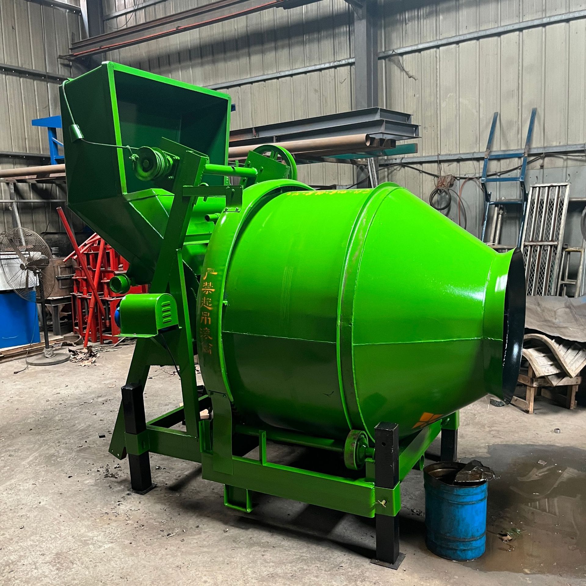 东越生产JZC350自动上料滚筒式搅拌机建筑矿用搅拌机混凝土搅拌机