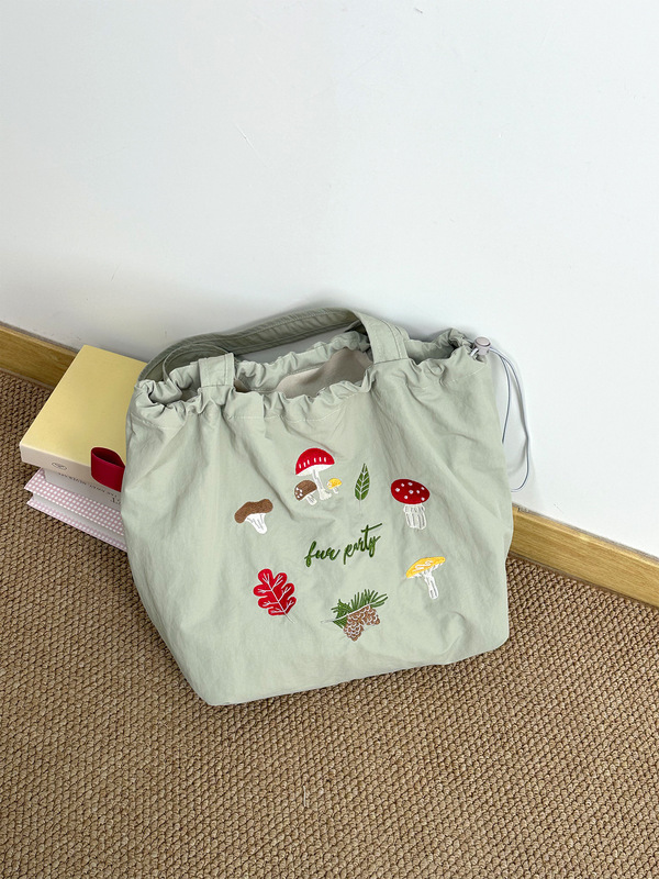 厚みのあるスタイル〜フォレストスタイルレトロナイロントートバッグ大容量刺繍ショルダーバッグ学生クラス通勤バッグ|undefined