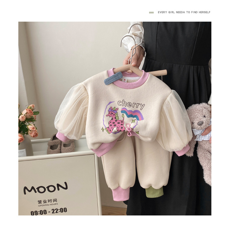 Pull épais et à la mode pour enfants, ensemble deux pièces en velours pour filles, nouvelle collection automne/hiver 2023_voghion.com
