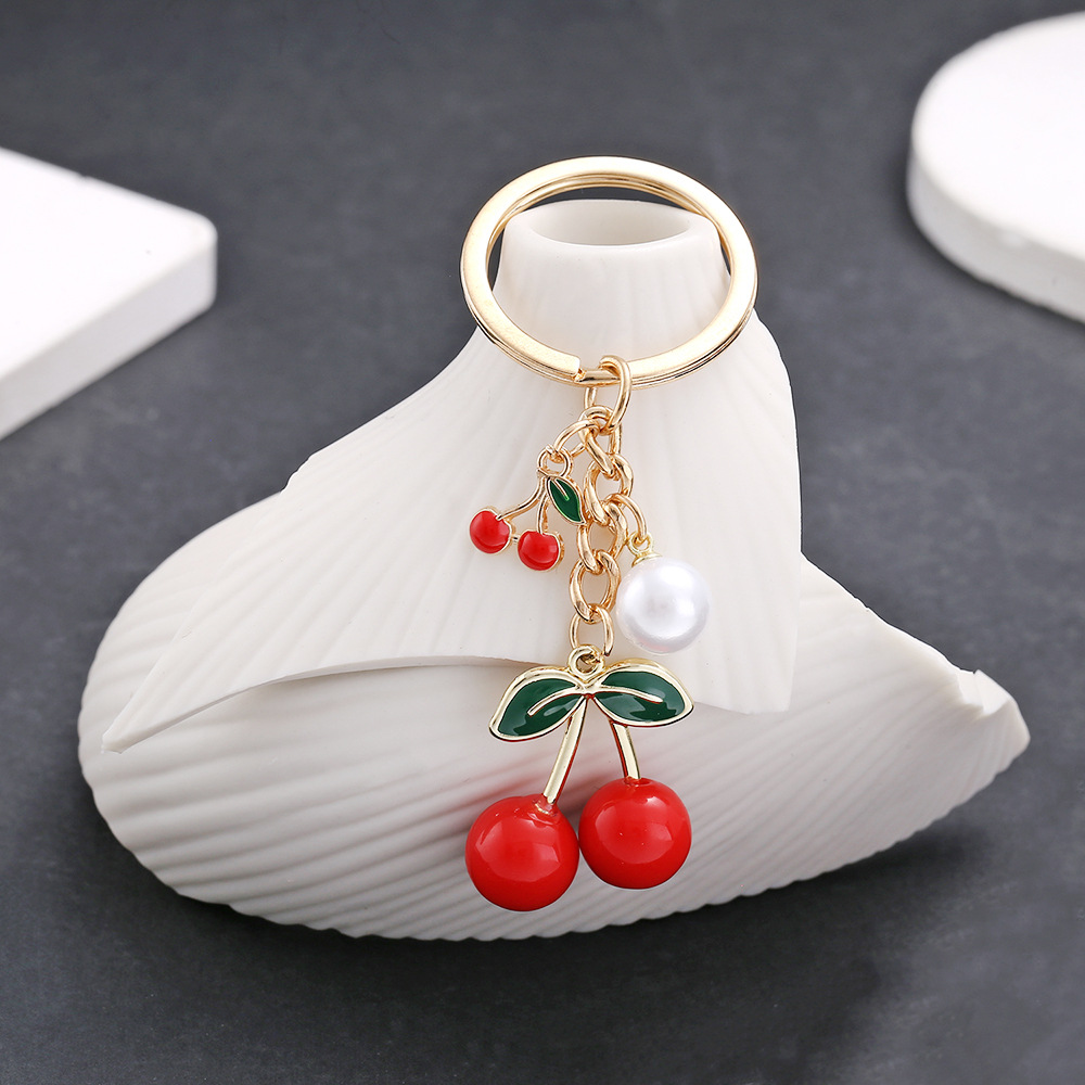 Zinc alloy Material Popular Style 1 Drop Oil Solid Color Red Cherry Pearl Keychain Metal Key Chain Decorative Pendant