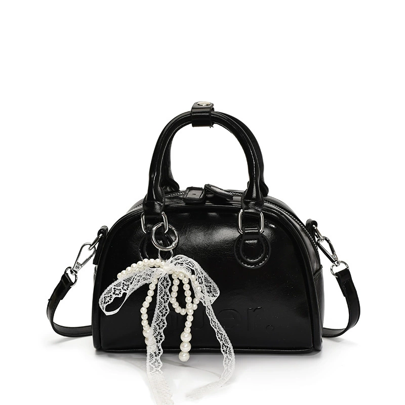 Fashionable universal handheld spring underarm bag, shoulder bag, trend of season, high-quality style