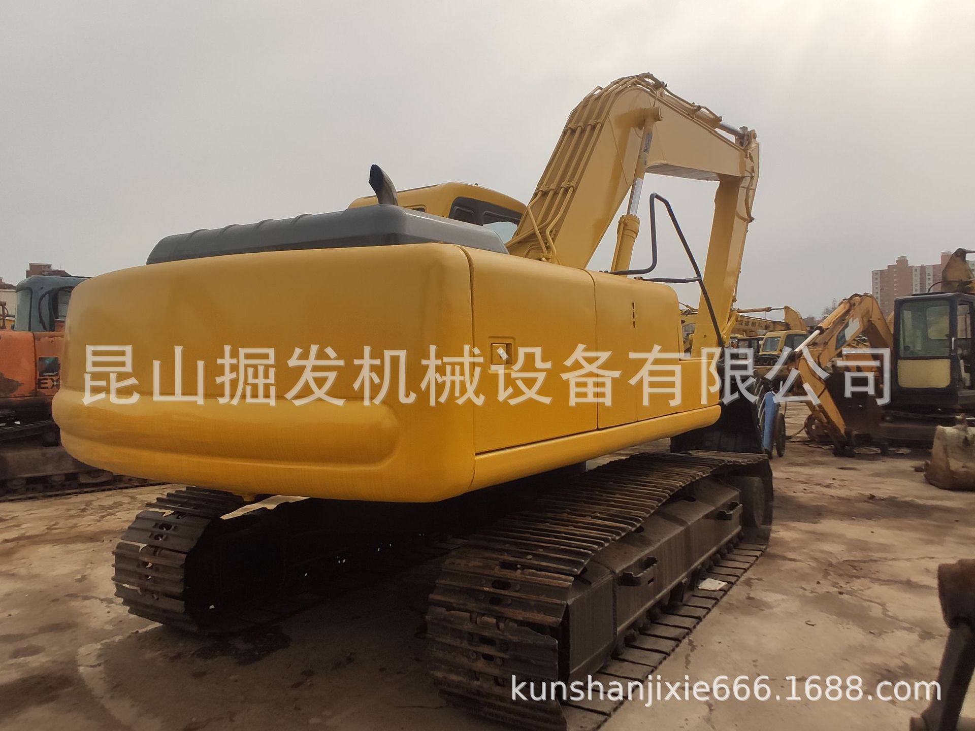 小松PC200挖掘机 小松PC220挖掘机