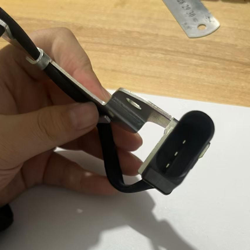 ����͹����λ�ô�����������06A905161B 06A905161C 0232101031
