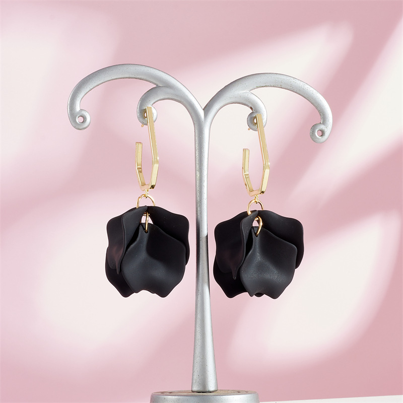 Holiday, Travel Occasion Acrylic Material 1 Pair Casual Vacation Petal Stoving Varnish Arylic Drop Earrings