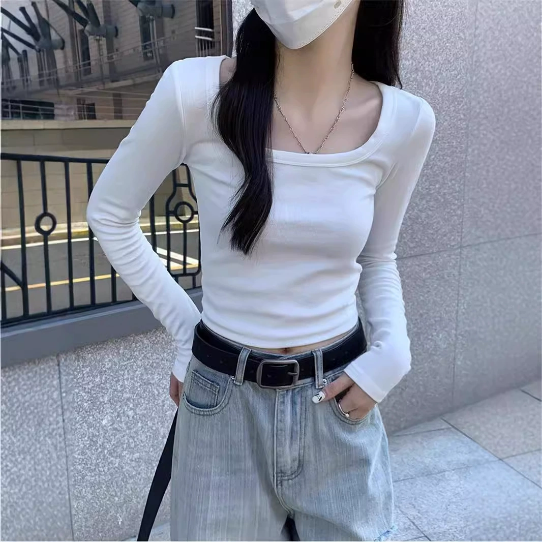 Футболка с квадратным вырезом из хлопка на плече