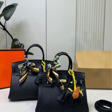 Birkin Platinum Bag,  Leather, Alligator Print.�{�~�y�����