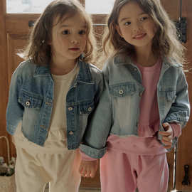 女童牛仔外套2025春秋草莓珊韩国儿童女孩柔软牛仔翻领短上衣现货