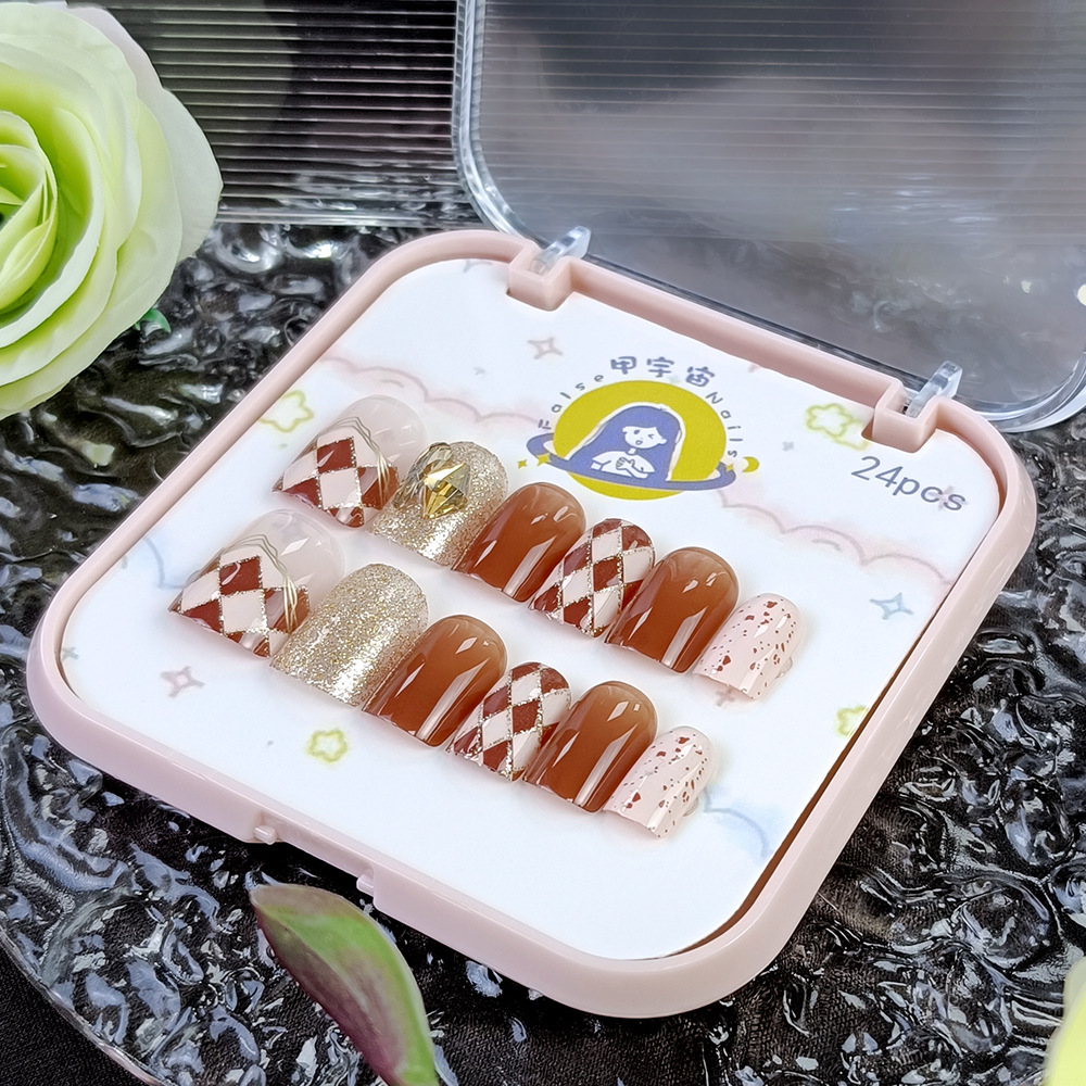 Uñas postizas Air Soft, sin pliegues, hechas a mano, piezas de uñas portátiles, piezas de uñas de material suave de lujo ligero, 24 piezas en caja de plástico, arte de uñas al por mayor.