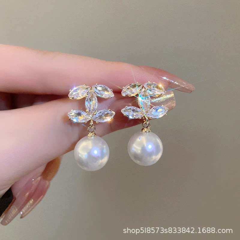 Серьги из жемчуга, стиль Chanel, стиль легкой роскоши, стиль высокого качества