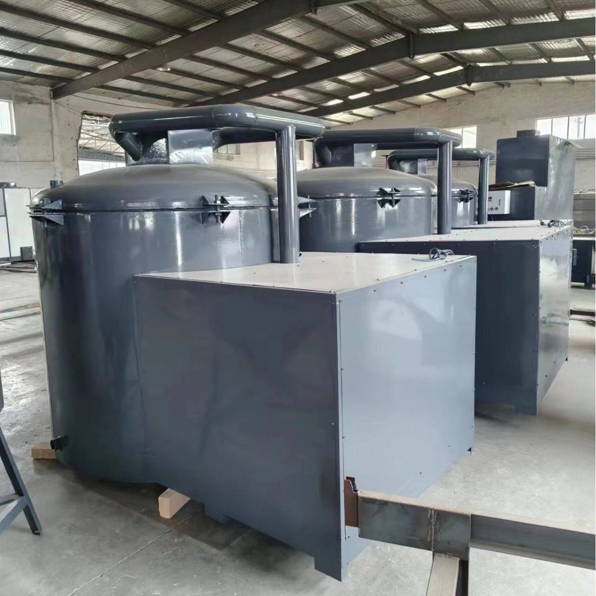 湖北武汉倾斜往复炉排生物质燃烧机 可烧木片颗粒燃烧器 自动排渣