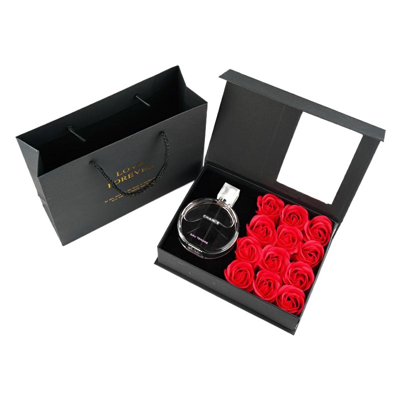Caja de regalo de San Valentín 12 flores con tapa abatible, flor de jabón, lápiz labial, caja de regalo, collar, caja de regalo de joyería al por mayor