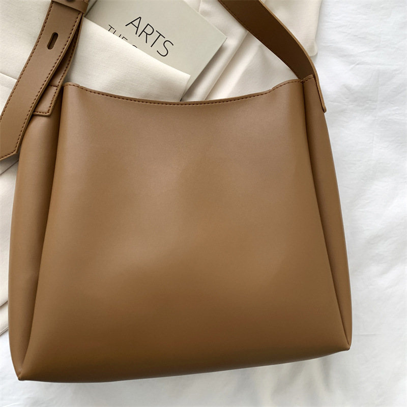 China Export Bag Large Shoulder Bag Women  New Casual Women Bag Mother Tote Bag Large Capacity Simple Shoulder Bag display picture 12