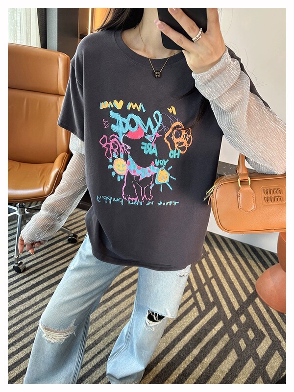 ストリート神Tシャツ～！ファッショナブルな偽ツーピースブライトシルクTシャツ女性の夏の落書きルーズラウンドネック日焼け止め長袖トップ|undefined
