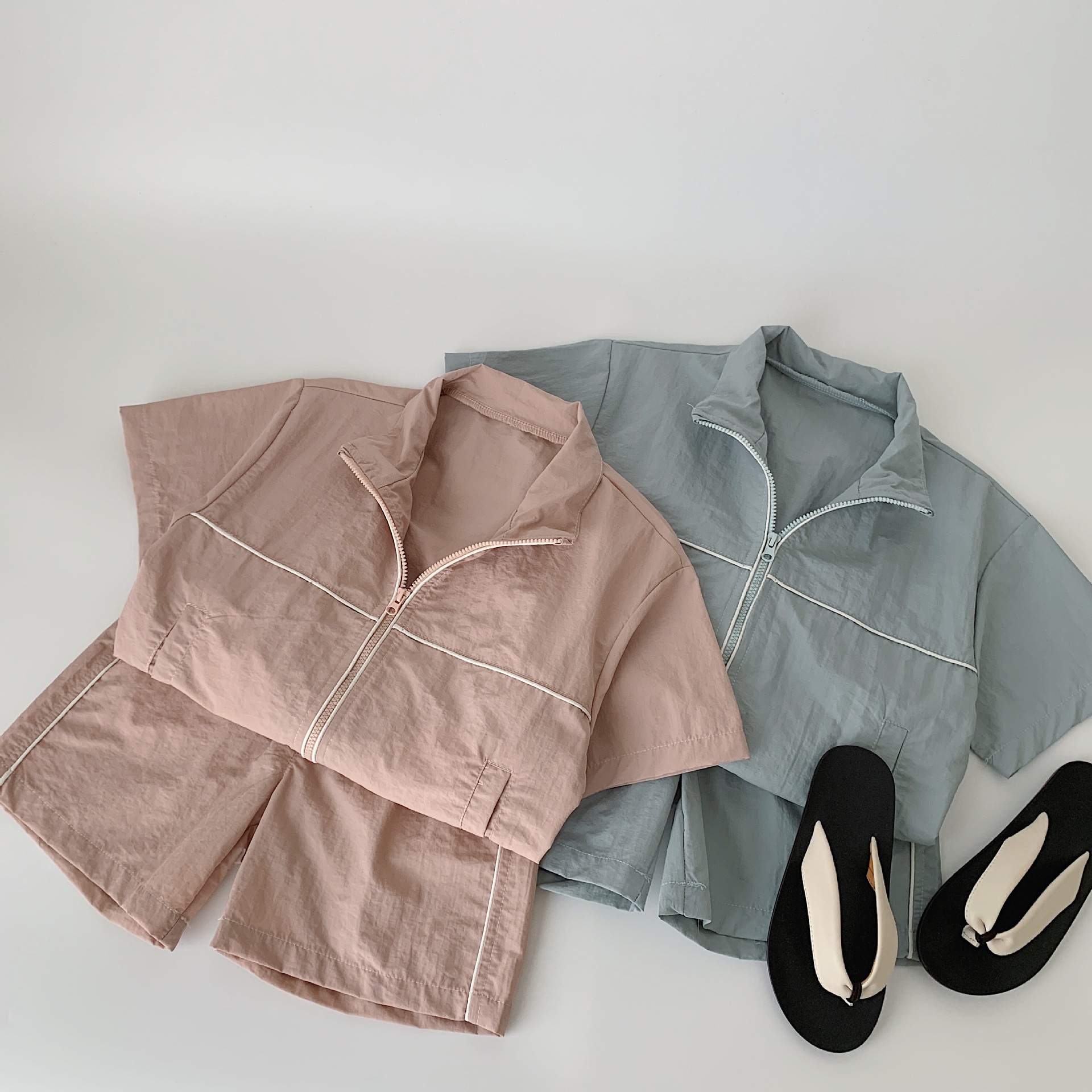 [Leave out no reembolsar 28 yuan] Mai Bao set infantil verano 2025 nuevo estilo coreano para niños y niñas Cardigan de color sólido