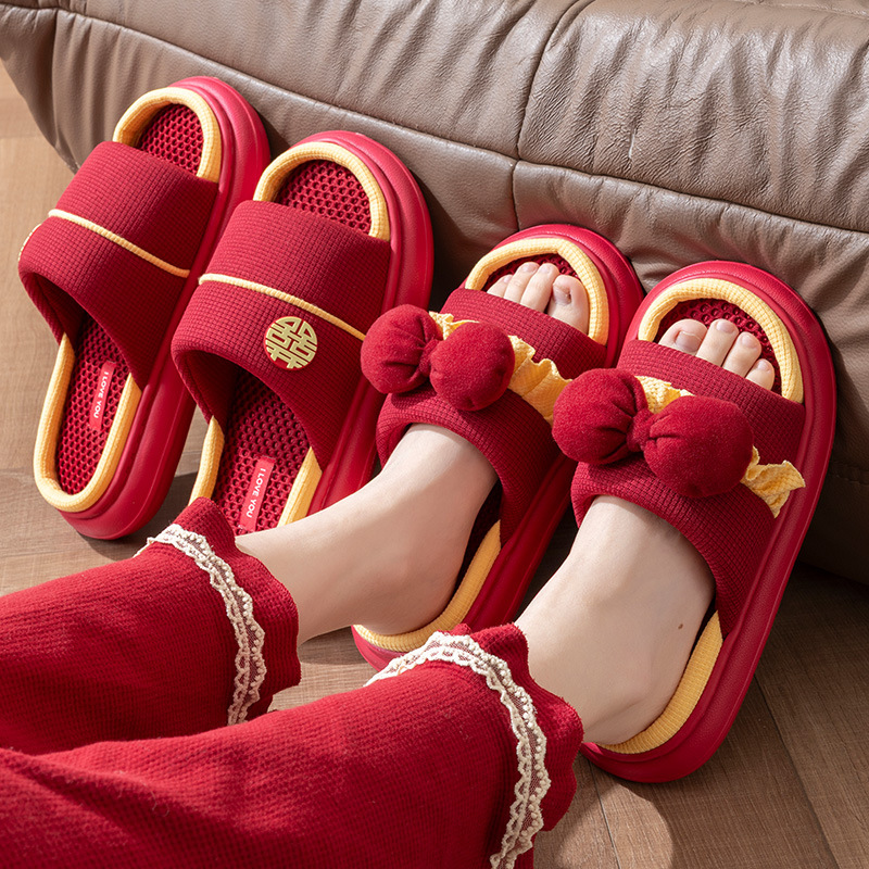 Red Slippers for Wedding, a Pair of Thick-Soled Non-Slip Eva Slippers for the Groom and Bride, High-End Couple Slippers for the Wedding Season, Summer Red Slippers for Wedding, a Pair of Thick-Soled Non-Slip Eva Slippers for the Groom and Bride, High-End Couple Slippers for the Wedding Season, Summer