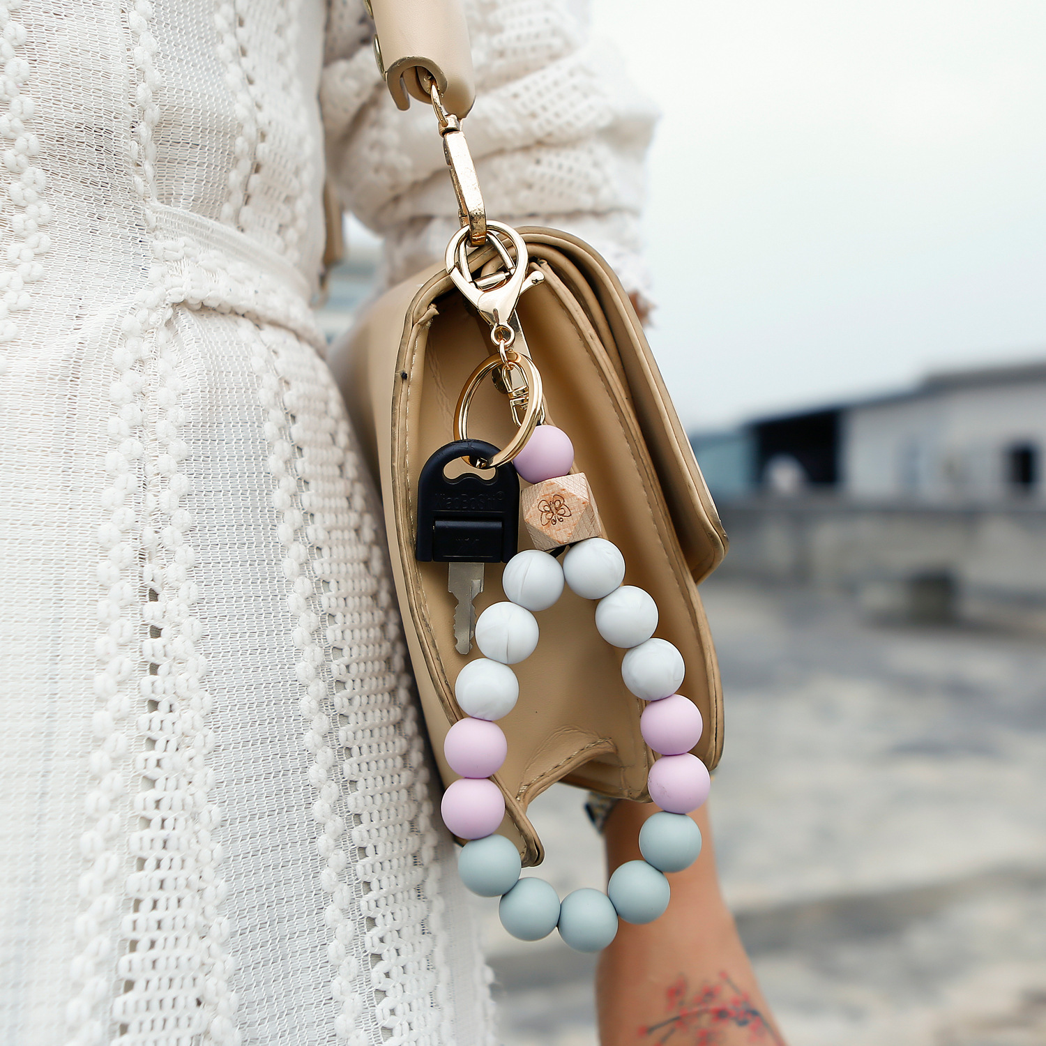 55g Weight Keychain Classification 1 Piece Quantity 1 Piece Classic Style Butterfly Beaded Handmade Keychain