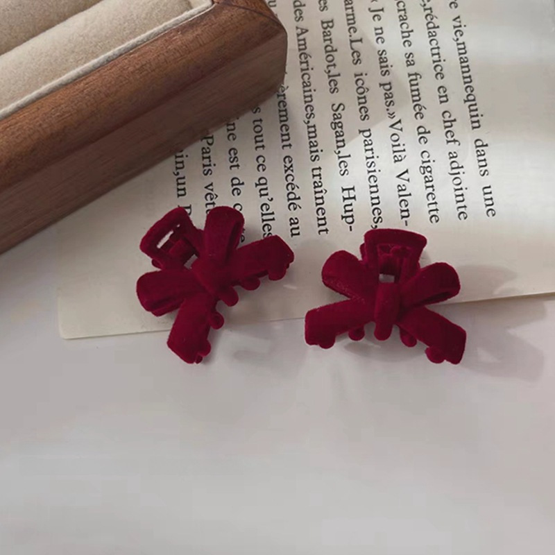 Fiocco di velluto di alta qualità piccola clip con frangia forcina retrò Copricapo con clip da principessa femminile Forcina per capelli rotta di piccola dimensione femminile_voghion.com