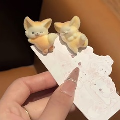 调皮的狐狸发夹植绒可爱少女心侧边刘海夹鸭嘴夹卡通发饰女