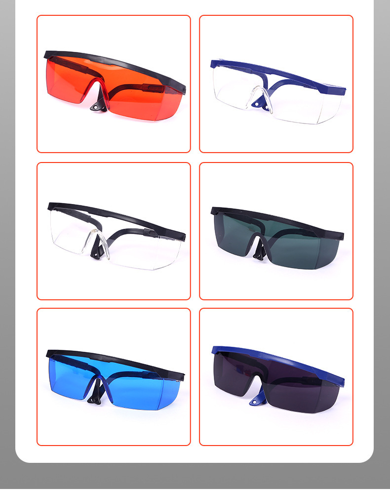 Телескопические ножки, черная рамка, белое зеркало.