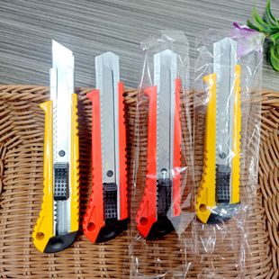 Factory wholesale rubber-coated large-size utility knife knife multifunctional paper knife stationery knife wallpaper wallpaper knife gifts