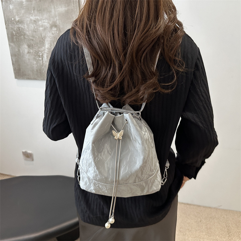 Butterfly texture bolso para mujeres 2024 verano nuevo hombro brazo bolso de cubo bolso de diseño sensación de mochila de viaje